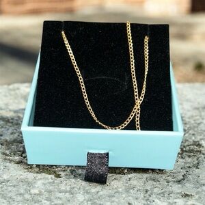 Elegant Gold Chain Necklace
